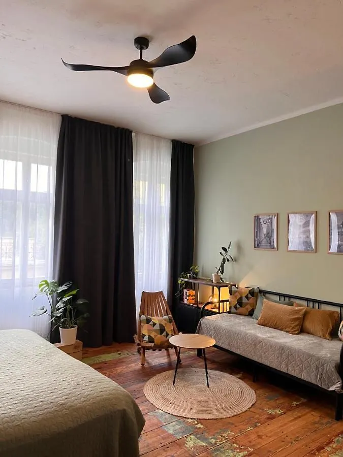 Four Rooms Carlsbad Authentic Karlovy Vary 0*,