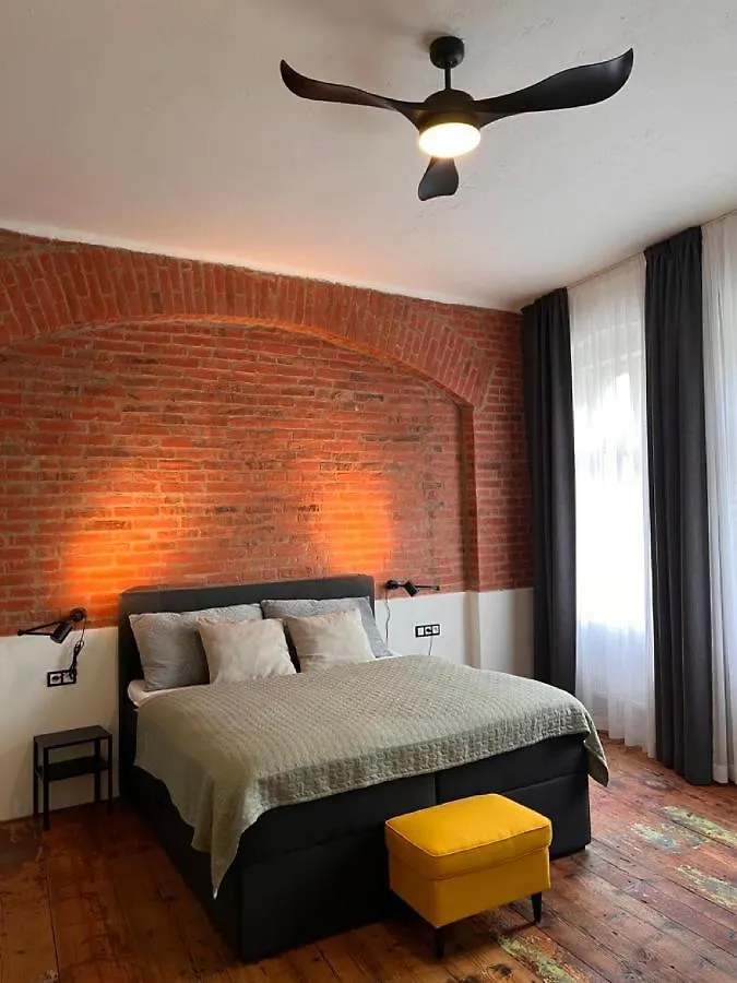 Four Rooms Carlsbad Authentic Karlovy Vary Bed & Breakfast