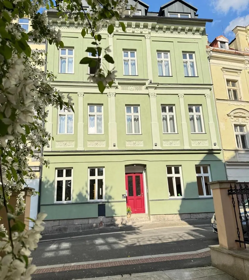 Four Rooms Carlsbad Authentic Karlovy Vary Bed & Breakfast